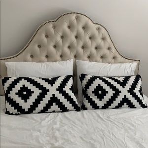 Decorative pillows